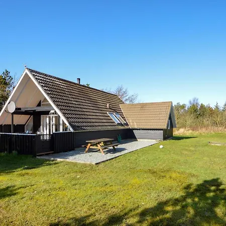 Pet Friendly In Romo With Sauna Holiday home *